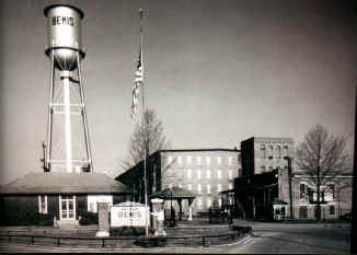 bemis entrance.tif (228098 bytes)
